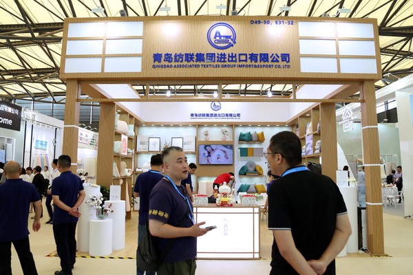 山東292家企業(yè)齊聚31屆華交會，青島家紡展團大放異彩