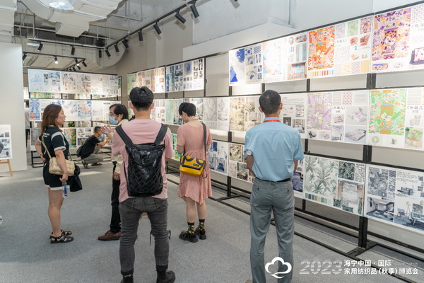 &ldquo;智造讓家更美好&rdquo;--2023海寧中國&middot;國際家用紡織品（秋季）博覽會在浙江海寧許村鎮(zhèn)&middot;海寧中國家紡城盛大開幕。