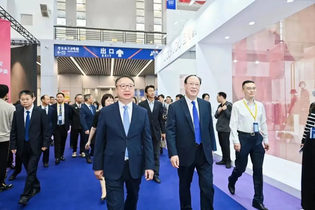 &ldquo;潮涌東方、風(fēng)尚寧波&rdquo;--2023寧波時(shí)尚節(jié)暨第27屆寧波國際服裝節(jié)盛大啟幕
