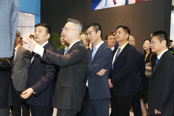 &ldquo;潮涌東方、風(fēng)尚寧波&rdquo;--2023寧波時(shí)尚節(jié)暨第27屆寧波國際服裝節(jié)盛大啟幕