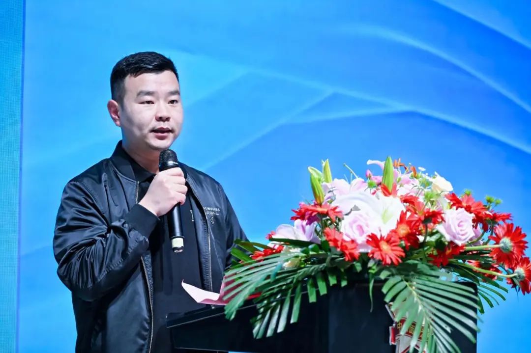 好面料在柯橋聚集2024中國(guó)面料之星啟動(dòng)儀式暨知名服飾品牌趨勢(shì)交流分享會(huì)在紹興國(guó)際會(huì)展中心成功舉辦。