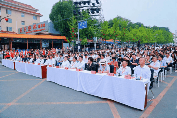 &ldquo;泳&rdquo;動(dòng)興城！2024東北亞（興城）國(guó)際泳裝博覽會(huì)開幕