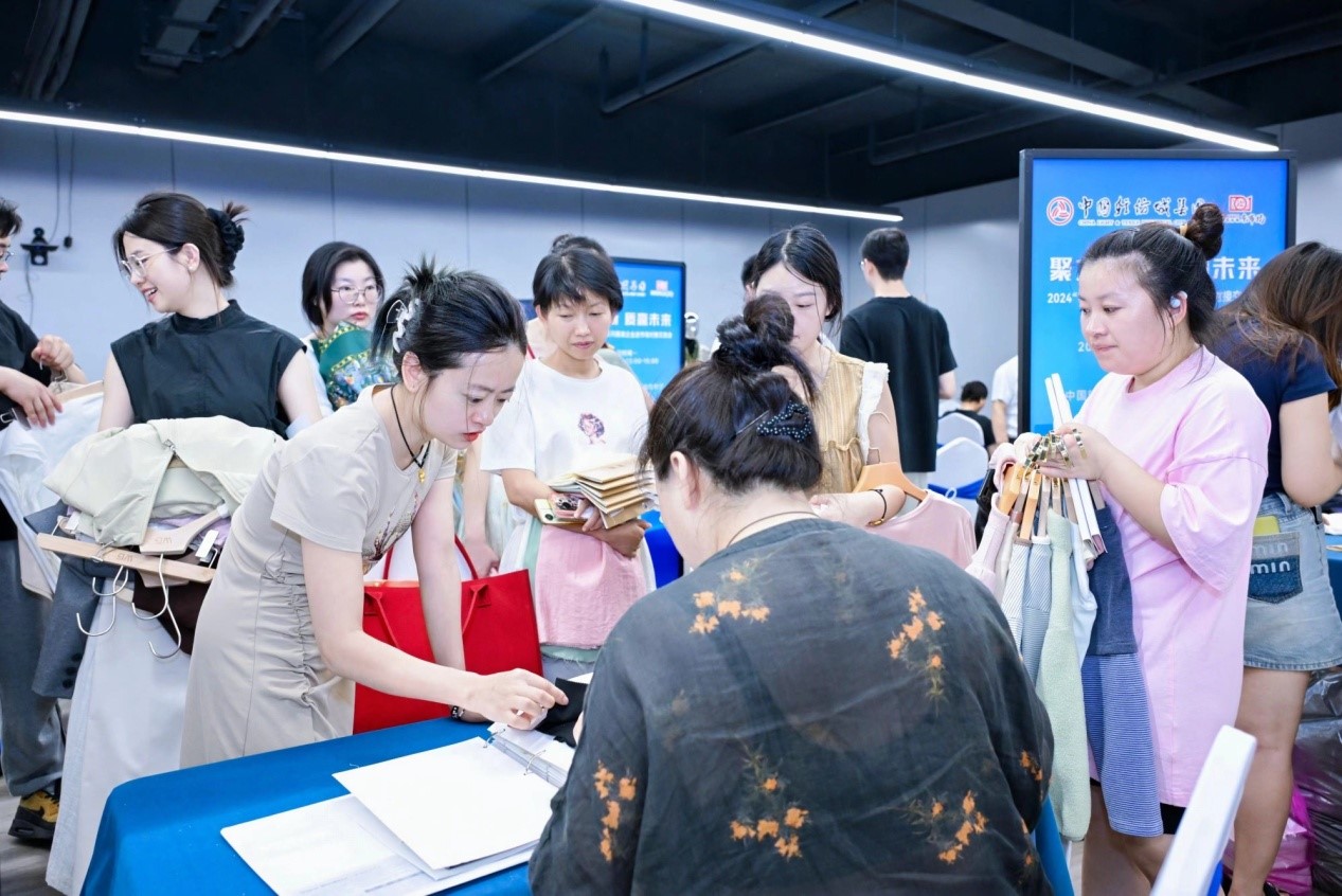 向世界問好！&ldquo;中國時尚女裝面料第一站&rdquo;榮耀啟航