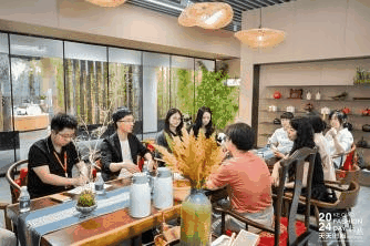 融匯優(yōu)質(zhì)資源，提速時(shí)尚發(fā)展！&ldquo;2024柯橋天天時(shí)尚&rdquo;完美交卷！