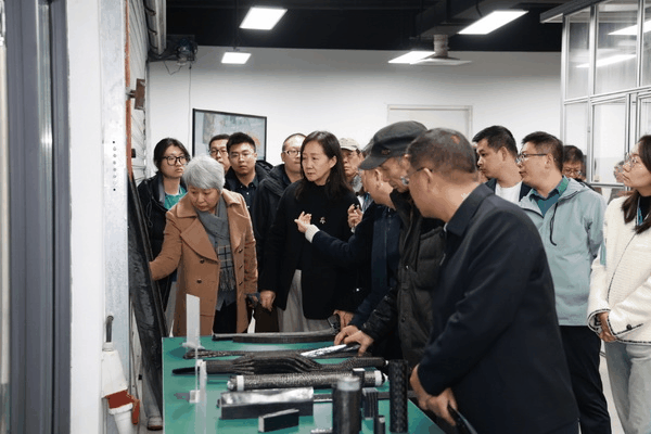 協(xié)同&創(chuàng)新 全面推進(jìn)集群治理現(xiàn)代化！2024中國紡織產(chǎn)業(yè)集群發(fā)展大會(huì)在柯橋召開