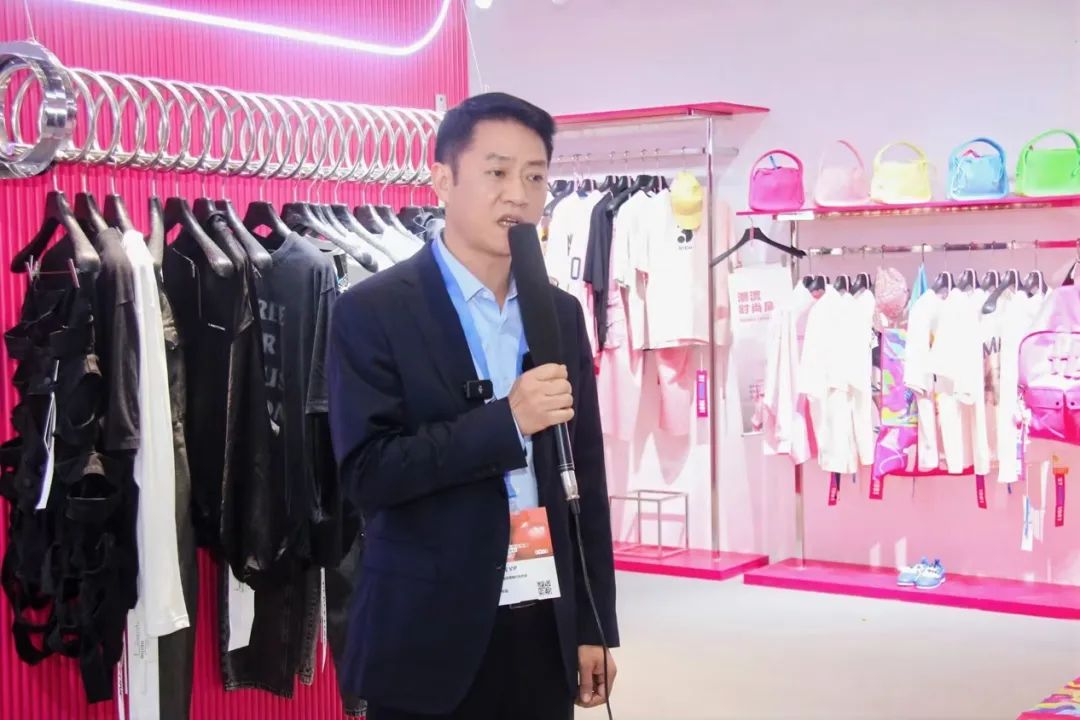 銀基廣場(chǎng)攜六大原創(chuàng)品牌亮相CHIC2025（春季），展現(xiàn)中部地區(qū)時(shí)尚力量