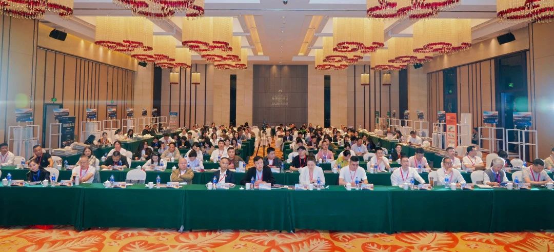 拓展國內(nèi)市場，深化協(xié)同共贏！?2025&ldquo;絲路柯橋&middot;布滿全球&rdquo;對接會(huì)走進(jìn)長沙