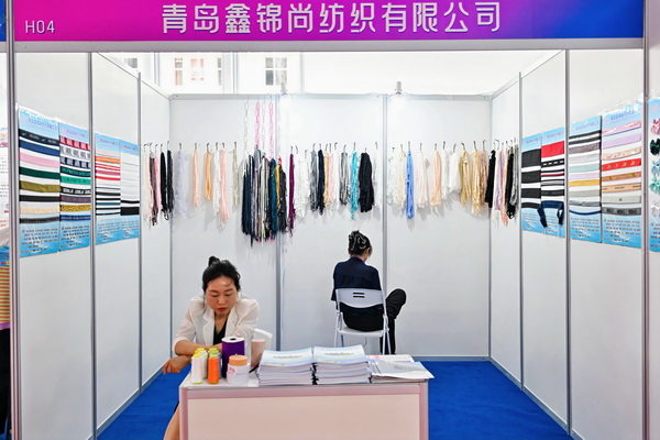  中華紡織網(wǎng)面輔料展區(qū)成功舉辦推介會(huì)，新材料、新工藝 助力興城泳裝產(chǎn)業(yè)升級(jí)