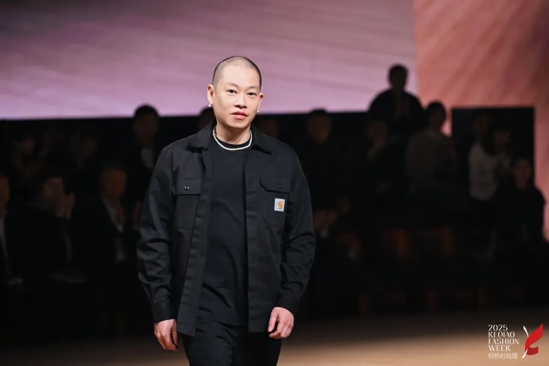2025柯橋時尚周（秋季）啟幕！十年織夢，時尚共鳴&ldquo;洄響&rdquo;千年紡都