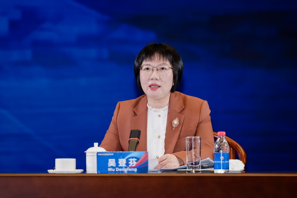 開放競(jìng)合 共鏈未來(lái)--2025知名企業(yè)家圓桌會(huì)議擘畫紡織產(chǎn)業(yè)新格局
