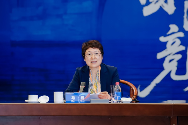開放競(jìng)合 共鏈未來(lái)--2025知名企業(yè)家圓桌會(huì)議擘畫紡織產(chǎn)業(yè)新格局