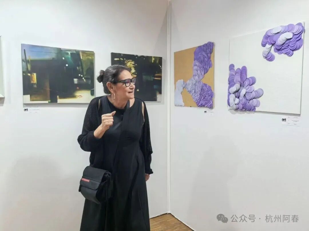 深趴藝術圈的那點事，為什么當代藝術家傅素琴的龍鱗片會被法國盧浮宮收藏？